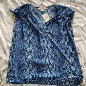 MICHAEL KORS (Blue Top)
